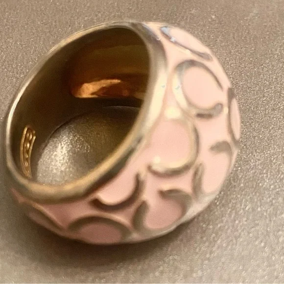 Vintage Pink/Silver Color Ring - Picture 2 of 7